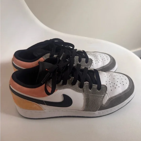 Air Jordan 1 Low SE "Flight Club" sneakers - Picture 6 of 10